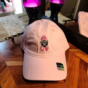 REEBOK RAIDERS WOMENS PINK BREAST CANCER AWARENESS 🎀 HAT NWT